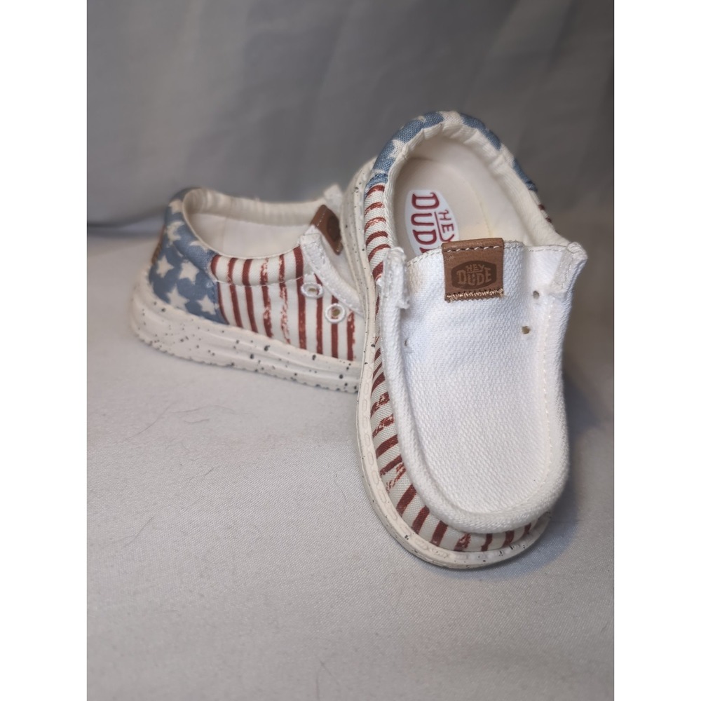 HEY DUDE Toddler Wally Funk Americana Stars & Stripes July 4 Patriotic READ